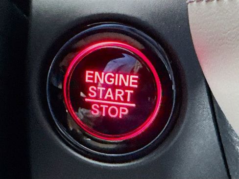 Used 2023 Honda HR-V LX image 18