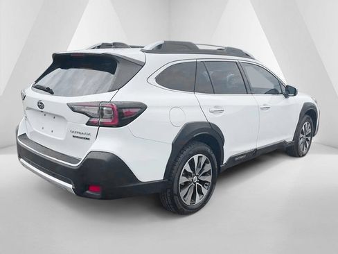 Used 2024 Subaru Outback Touring XT w/ Tech Package 3 AWD/4WD image 7