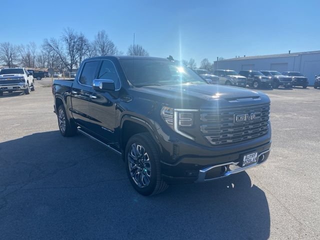 Used 2023 GMC Sierra 1500 Denali Ultimate AWD/4WD image 8