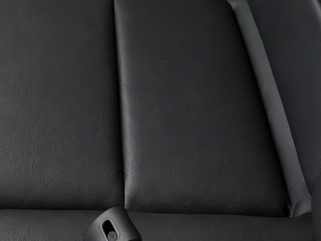 Used 2014 Mercedes-Benz E 350 4MATIC Wagon image 18