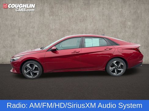 Used 2023 Hyundai Elantra SEL FWD image 5