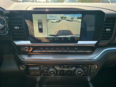 Certified 2023 Chevrolet Silverado 1500 High Country w/ High Country Premium Package AWD/4WD image 20