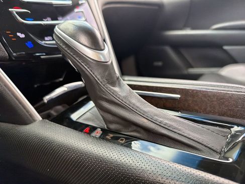 Used 2018 Cadillac XTS Luxury FWD image 24
