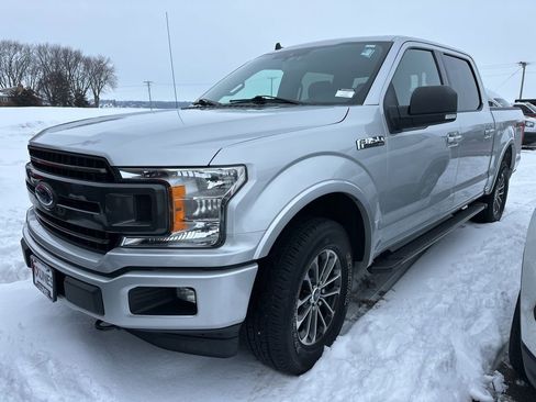 Used 2019 Ford F150 XLT w/ Equipment Group 302A Luxury image 18