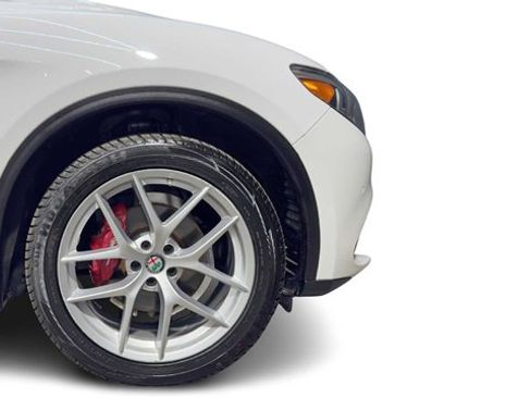 Used 2019 Alfa Romeo Stelvio Ti Sport w/ Quick Order Package 22S Sport image 5