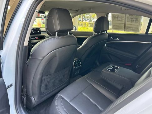 Used 2026 Genesis G70 2.5T RWD image 36
