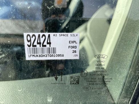 New 2026 Ford Explorer Active w/ Active Comfort Package image 24