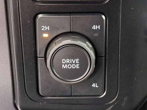 Used 2024 Ford F150 XLT image 23