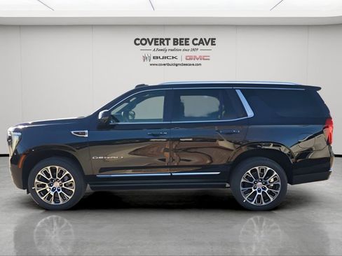 New 2026 GMC Yukon Denali w/ Sun & Power Step Package image 5