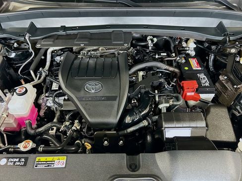 Used 2025 Toyota Grand Highlander AWD image 29