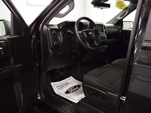 Used 2024 Chevrolet Silverado 1500 Custom AWD/4WD image 15