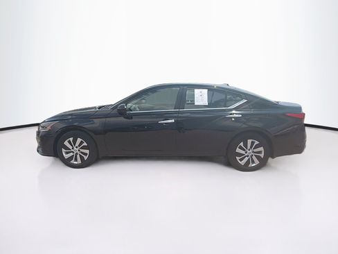 Used 2023 Nissan Altima 2.5 S FWD image 4