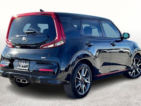Used 2021 Kia Soul Turbo image 2