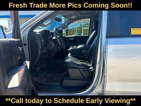 Used 2019 Chevrolet Silverado 1500 Custom w/ Custom Value Package AWD/4WD image 6