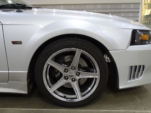 Used 2001 Ford Mustang GT RWD image 37