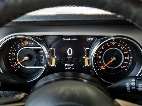 Used 2019 Jeep Wrangler Unlimited Sport S image 28