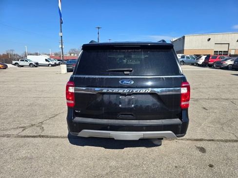 Used 2021 Ford Expedition XLT image 4
