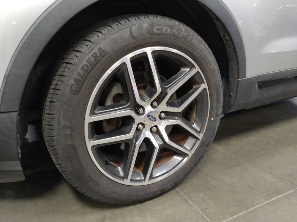 Used 2019 Ford Explorer Sport AWD/4WD image 31