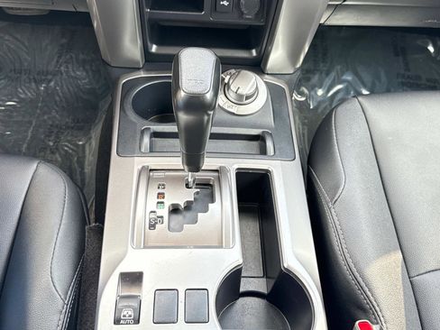 Used 2022 Toyota 4Runner TRD Sport image 6