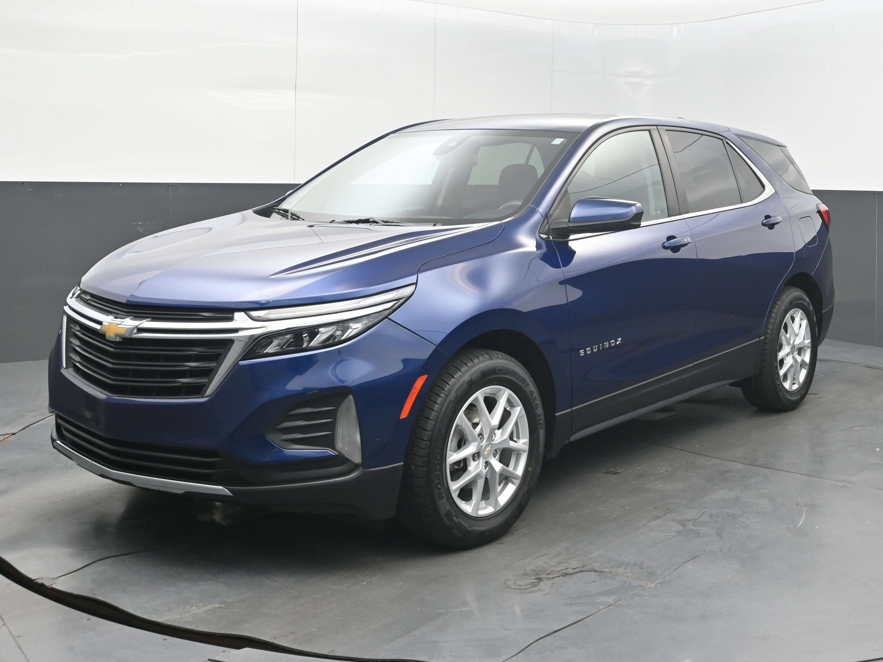 Used 2023 Chevrolet Equinox LT FWD image 4