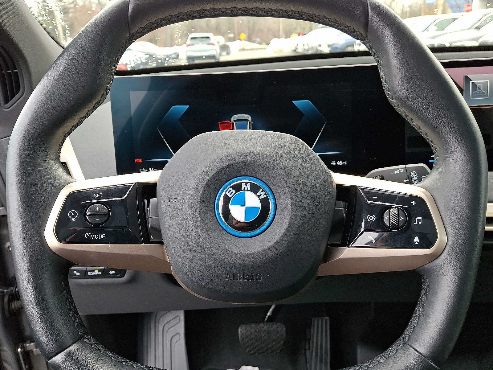 Used 2025 BMW iX xDrive50 w/ Premium Package AWD/4WD image 20