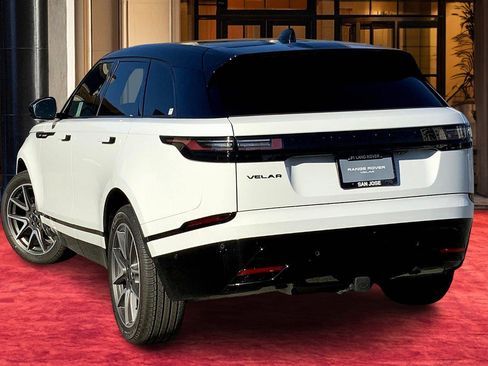New 2025 Land Rover Range Rover Velar Dynamic SE image 4