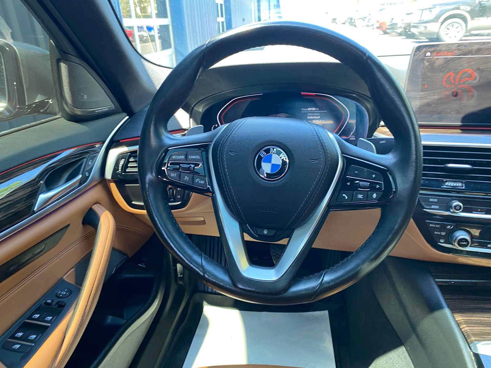 Used 2022 BMW 530i xDrive w/ Premium Package AWD/4WD image 15