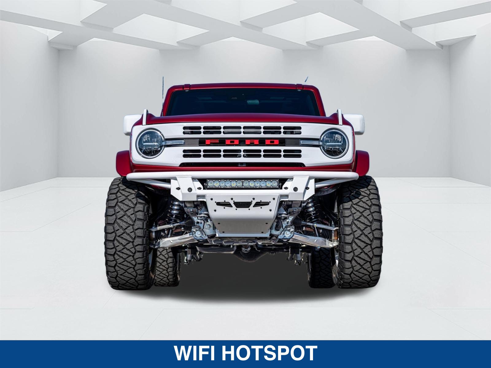 Used 2025 Ford Bronco Heritage Edition AWD/4WD image 9