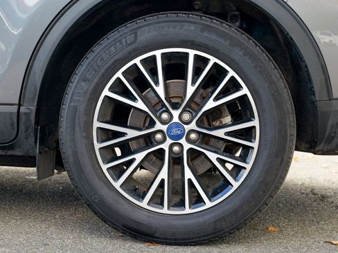 Used 2022 Ford Escape SEL w/ Technology Package image 14