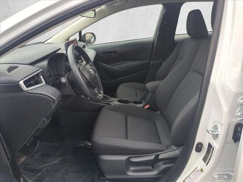 Certified 2025 Toyota Corolla LE image 15