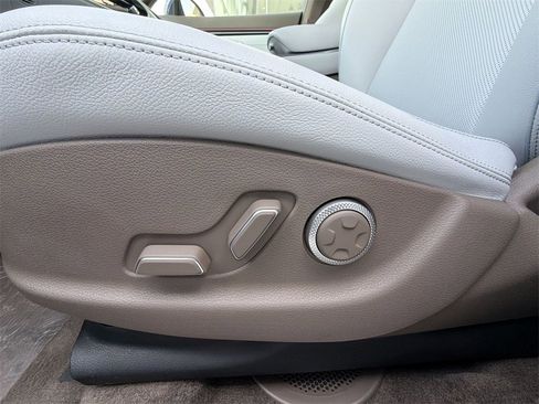 New 2026 Genesis GV70 2.5T Advanced image 14