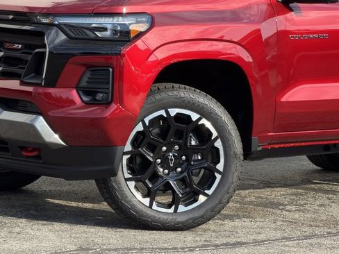 New 2026 Chevrolet Colorado Z71 w/ Technology Package AWD/4WD image 8