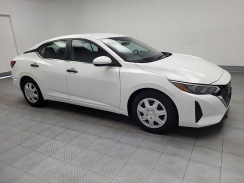 Used 2024 Nissan Sentra S FWD image 11