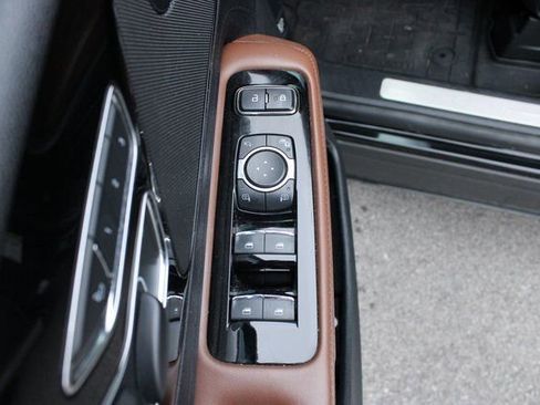 Used 2022 Lincoln Aviator Reserve w/ Elements Package Plus image 11