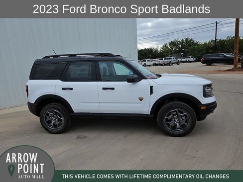 Used 2023 Ford Bronco Sport Badlands AWD/4WD image 13