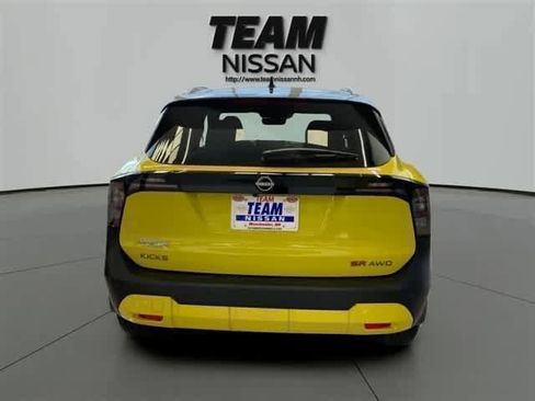 New 2025 Nissan Kicks SR image 31