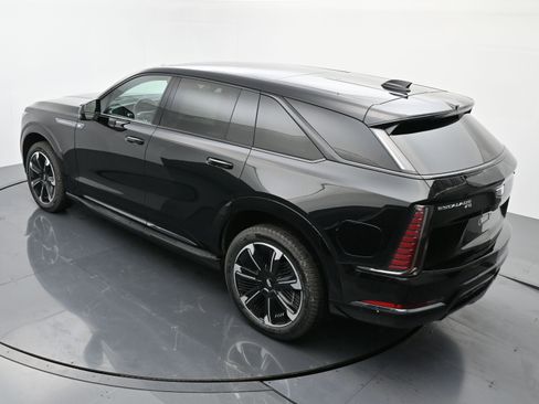 New 2025 Cadillac Escalade IQ Sport 2 image 25