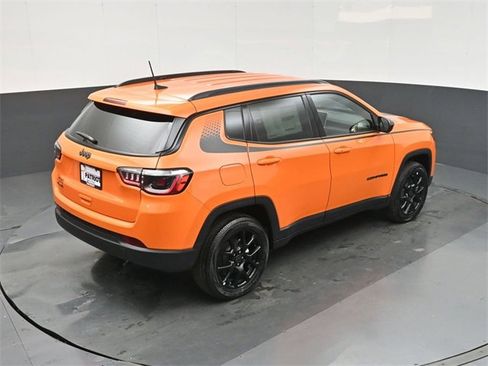 New 2026 Jeep Compass Latitude image 29