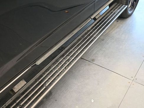 Used 2024 Cadillac Escalade Sport Platinum w/ LPO, ONYX Package image 15