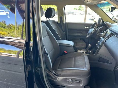 Used 2015 Ford Flex SEL w/ Equipment Group 201A AWD/4WD image 26
