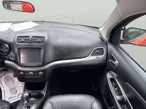 Used 2018 Dodge Journey Crossroad AWD/4WD image 13
