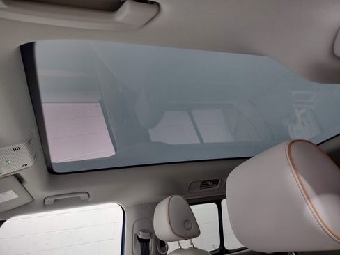 New 2025 Volkswagen ID. Buzz 1st Edition image 26