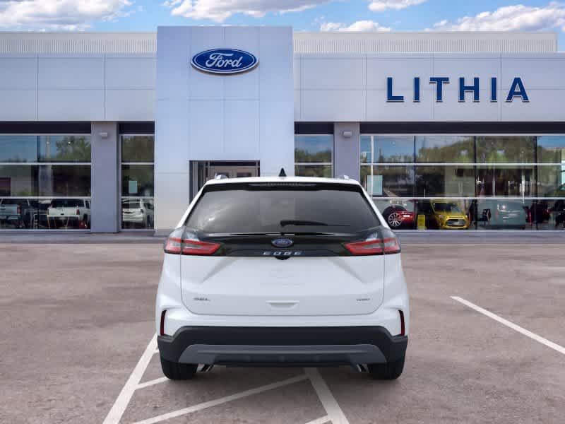 Used 2024 Ford Edge SEL w/ Convenience Package AWD/4WD image 5