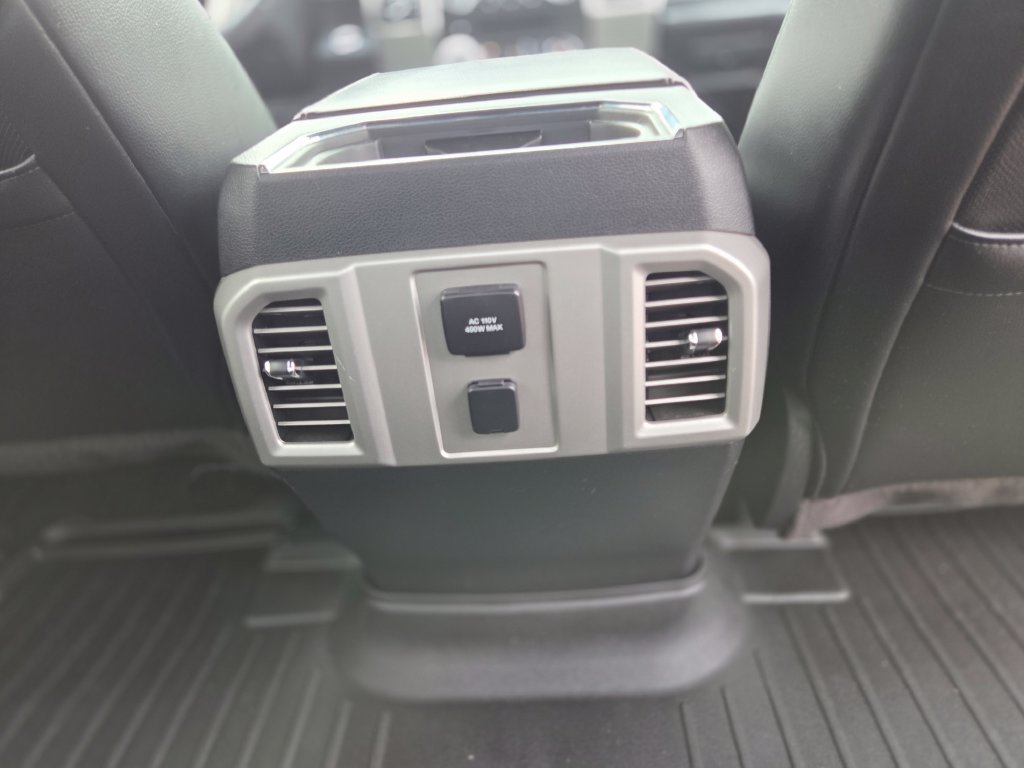 Used 2015 Ford F150 Lariat AWD/4WD image 12