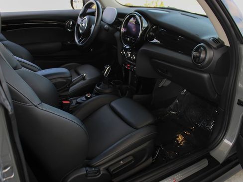 Used 2022 MINI Cooper S image 19