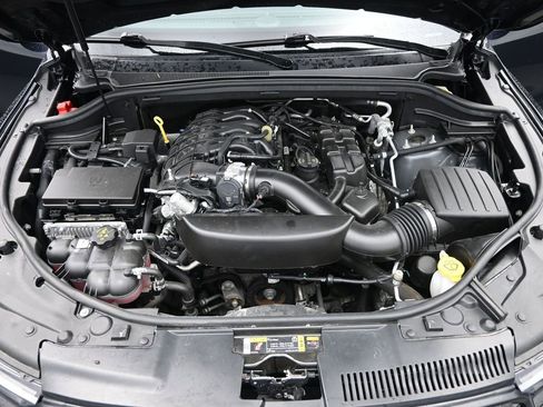 Used 2024 Dodge Durango GT RWD image 24