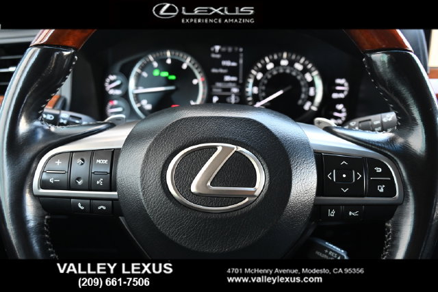 Used 2018 Lexus LX 570 4WD w/ Luxury Package image 12