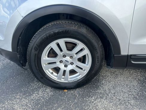 Used 2012 Ford Explorer FWD image 9
