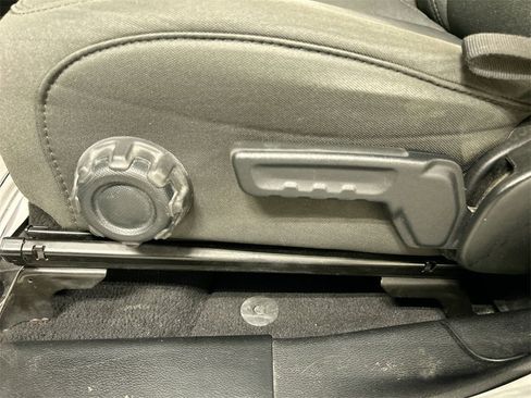 Used 2020 Jeep Gladiator Sport w/ Quick Order Package 23S image 10