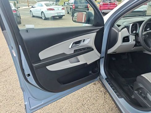 Used 2014 Chevrolet Equinox LS FWD image 9